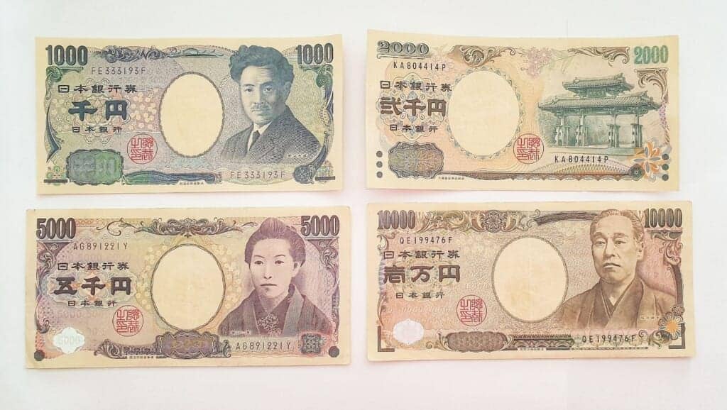 Berita+Fundamental+Forex+Yen+301122